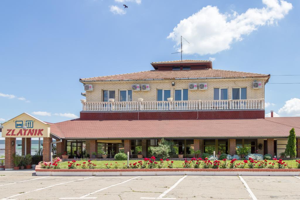Guesthouse & Restaurant Tekovina سميديريفو المظهر الخارجي الصورة
